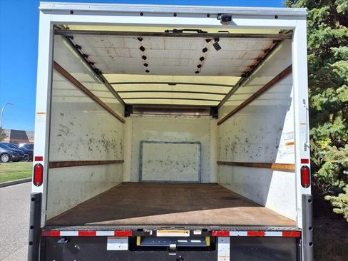 Certified 2022 Ford E-350 and Econoline 350 Super Duty image 4