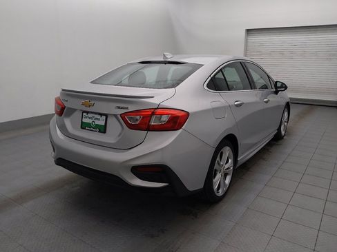 Used 2017 Chevrolet Cruze Premier w/ RS Package image 9