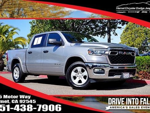 Used 2025 RAM 1500 Big Horn AWD/4WD image 1