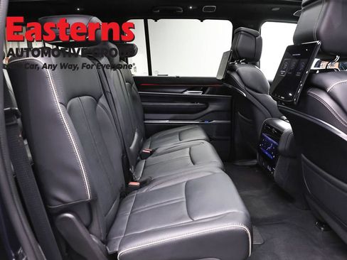 Used 2025 Jeep Grand Wagoneer Series II Obsidian w/ Quick Order Packagew 28T AWD/4WD image 27