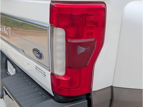Used 2018 Ford F350 King Ranch w/ King Ranch Ultimate Package AWD/4WD image 7