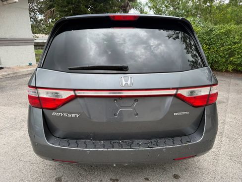 Used 2011 Honda Odyssey Elite image 3