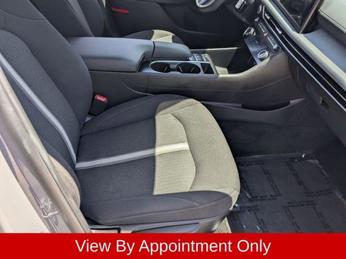 Used 2025 Hyundai Sonata SEL FWD image 30