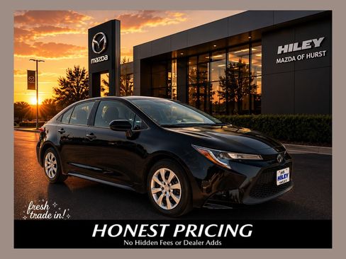 Used 2021 Toyota Corolla LE FWD image 1