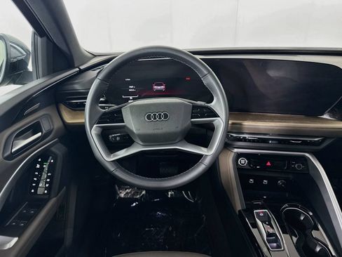 Used 2025 Audi Q5 Premium w/ Premium Plus AWD/4WD image 20