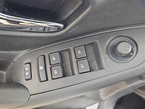 Certified 2016 Chevrolet Trax LT image 32