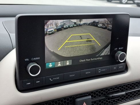 Used 2023 Honda HR-V LX image 17