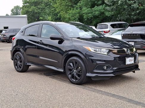 Used 2022 Honda HR-V Sport image 4