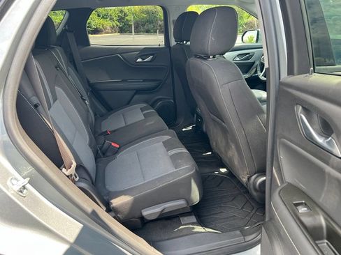 Used 2023 Chevrolet Blazer LT w/ Convenience Package FWD image 11