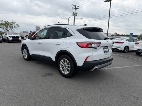 Used 2021 Ford Escape SE w/ Convenience Package FWD image 5
