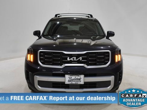 Used 2025 Kia Telluride S image 2