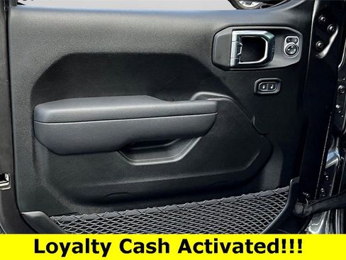 New 2025 Jeep Gladiator Sport image 23