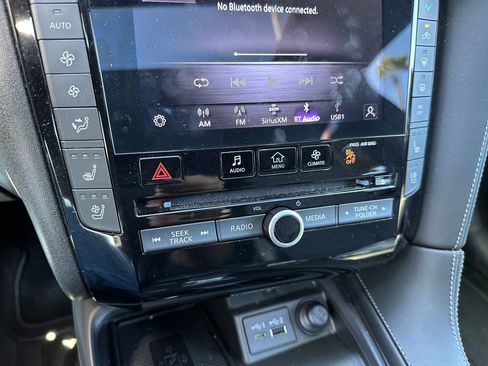 Used 2025 INFINITI QX55 Essential AWD/4WD image 30