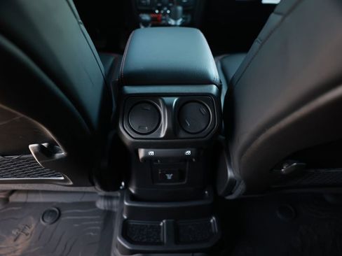 New 2026 Jeep Wrangler Unlimited Rubicon AWD/4WD image 31