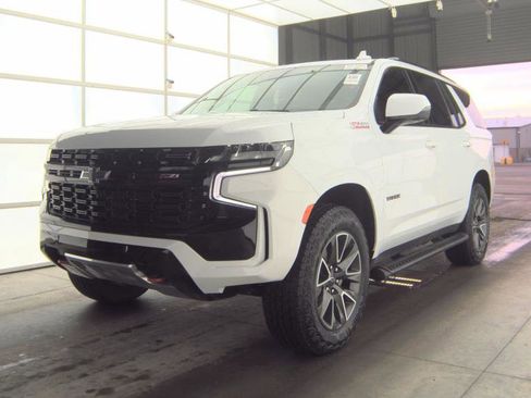 Used 2024 Chevrolet Tahoe Z71 w/ Luxury Package image 1