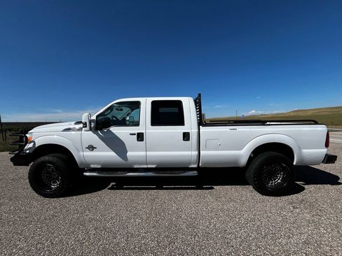 Used 2014 Ford F250 XLT w/ XLT Value Package AWD/4WD image 2
