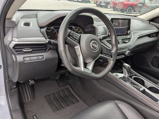 Used 2024 Nissan Altima 2.5 SR FWD video 2