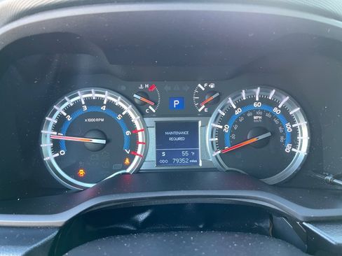 Used 2019 Toyota 4Runner SR5 image 10