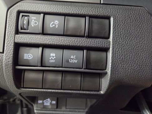 Used 2024 Toyota Tacoma TRD Sport w/ TRD Sport Upgrade Package RWD image 20