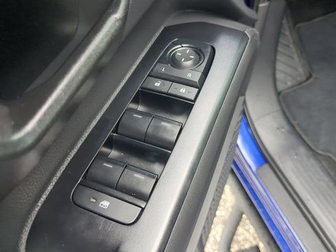 Used 2025 Toyota Tacoma SR5 RWD image 54