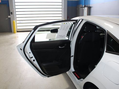 Used 2021 Honda Civic Sport image 17