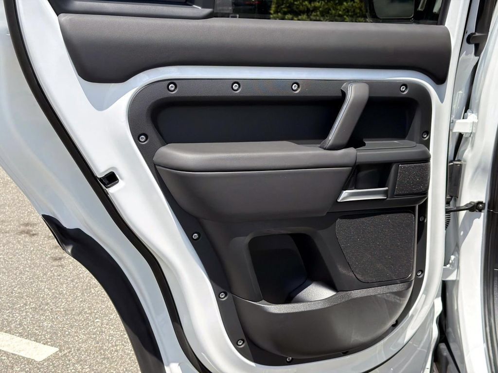 New 2026 Land Rover Defender 110 S AWD/4WD image 11