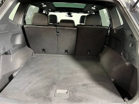 Used 2023 Volkswagen Tiguan SE R-Line image 26