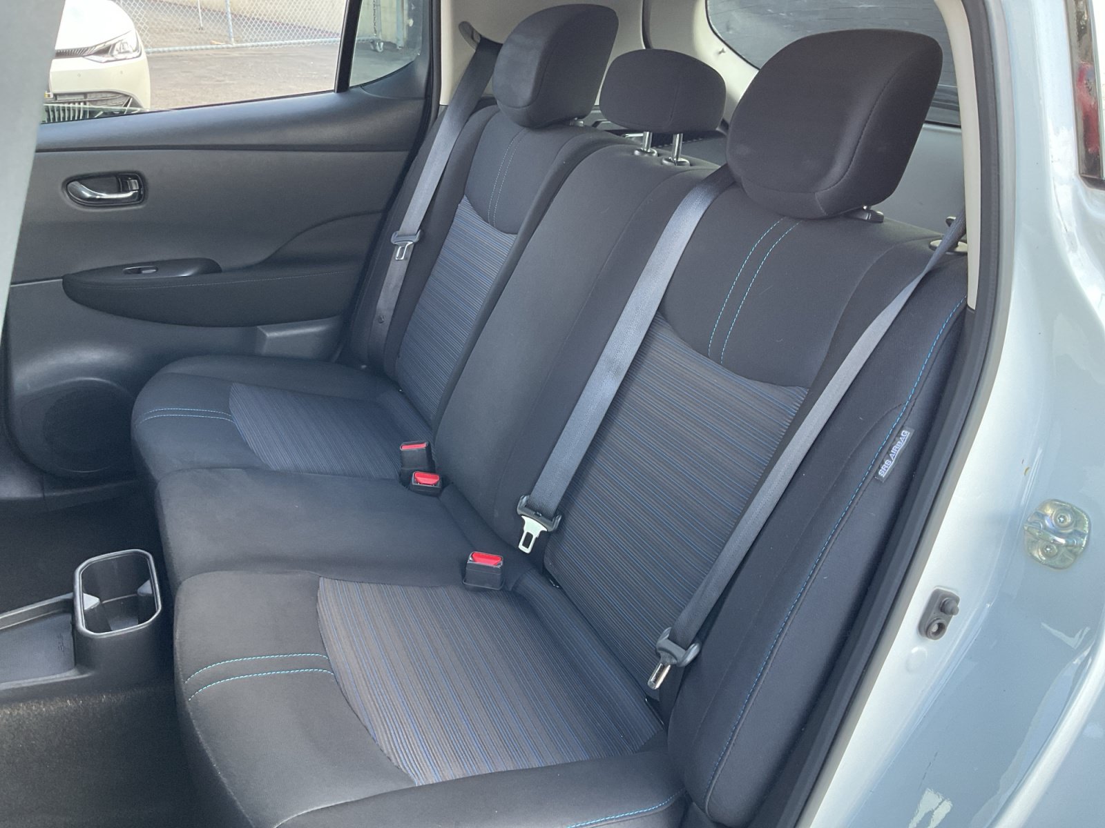Used 2025 Nissan Leaf S FWD image 19