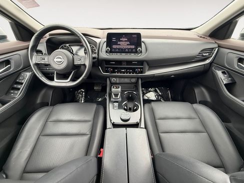 Used 2023 Nissan Rogue SV w/ SV Premium B Package AWD/4WD image 11