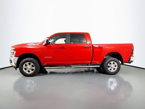 Used 2026 RAM 2500 Big Horn AWD/4WD image 3