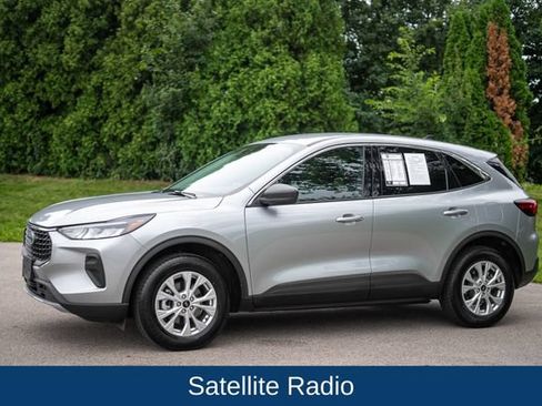 Used 2024 Ford Escape Active AWD/4WD image 8
