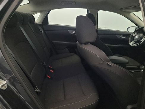 Used 2019 Kia Forte LXS FWD image 19