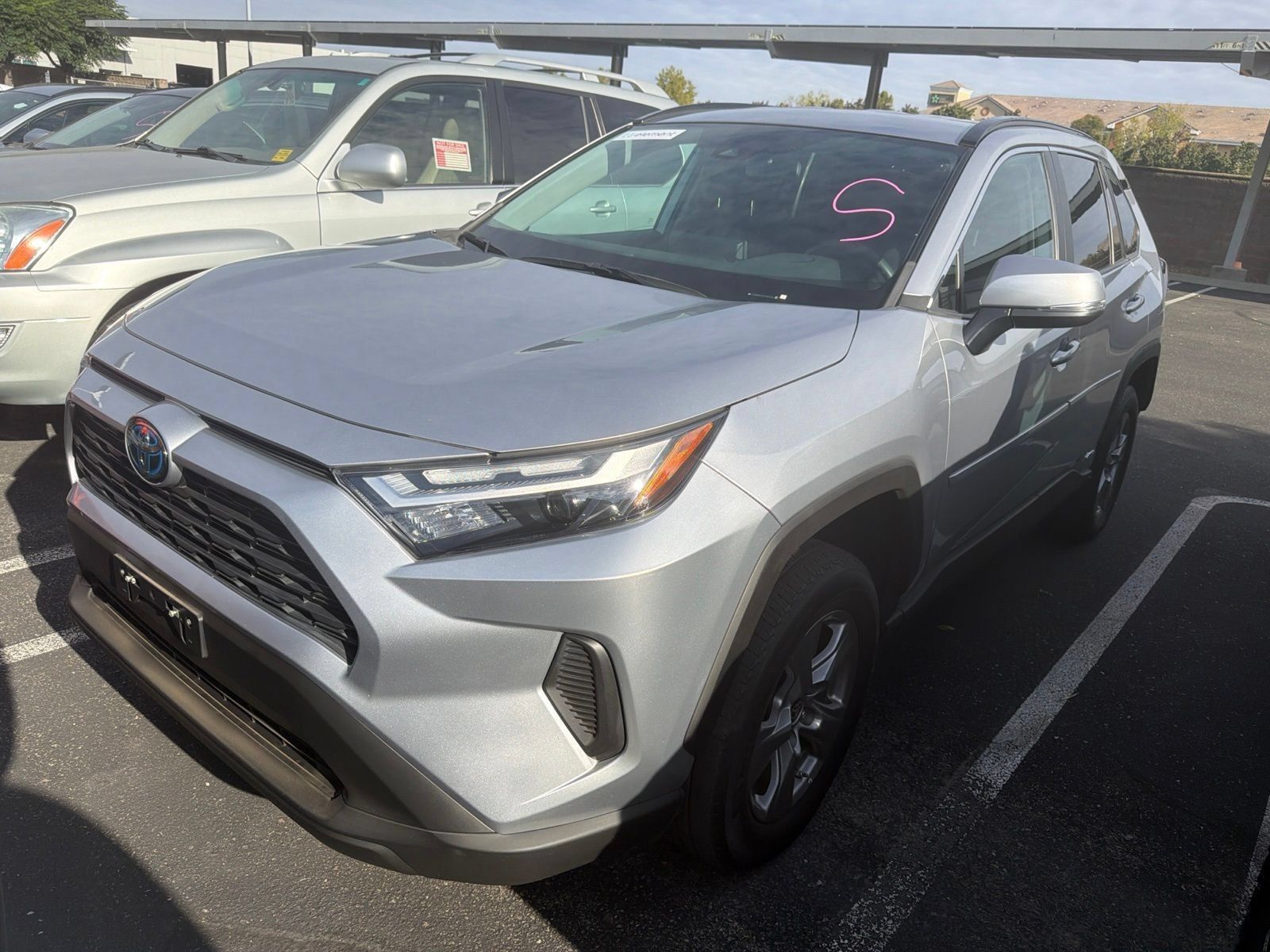 Used 2023 Toyota RAV4 LE AWD/4WD image 3