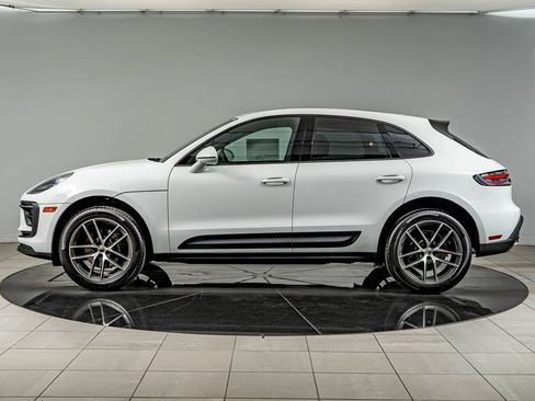 New 2026 Porsche Macan AWD/4WD image 2