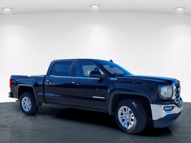 Used 2017 GMC Sierra 1500 SLE w/ SLE Value Package AWD/4WD image 4