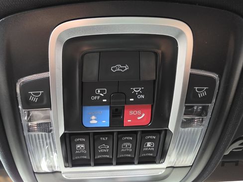 New 2026 RAM 1500 Big Horn AWD/4WD image 16