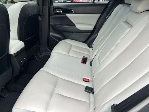 Used 2024 Mitsubishi Eclipse Cross SEL AWD/4WD image 15