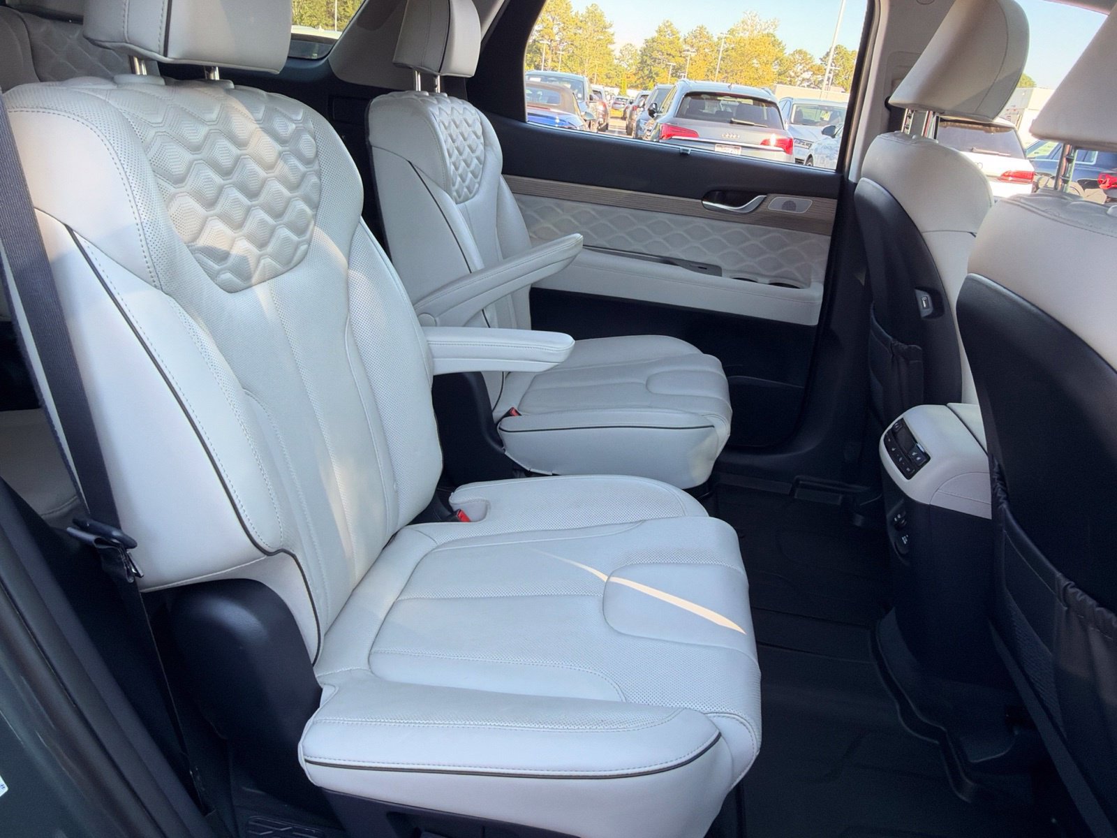 Used 2022 Hyundai Palisade Calligraphy w/ Cargo Package AWD/4WD image 35