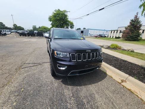 Used 2020 Jeep Grand Cherokee Limited AWD/4WD image 4