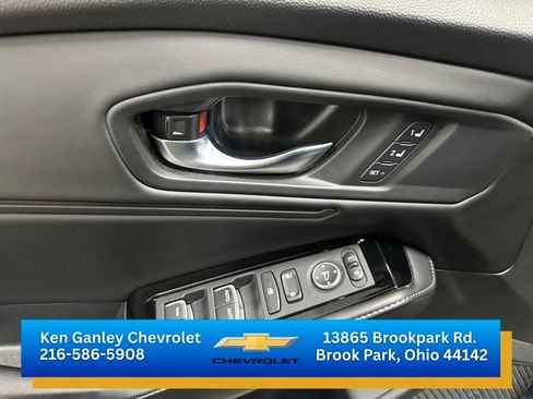 Used 2024 Honda Accord Touring image 8