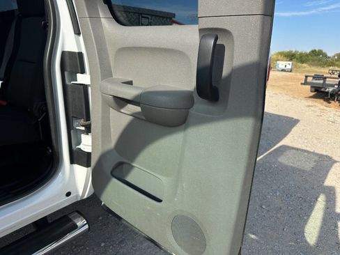 Used 2012 GMC Sierra 2500 W/T image 12