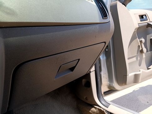 Used 2008 Ford Focus S image 25