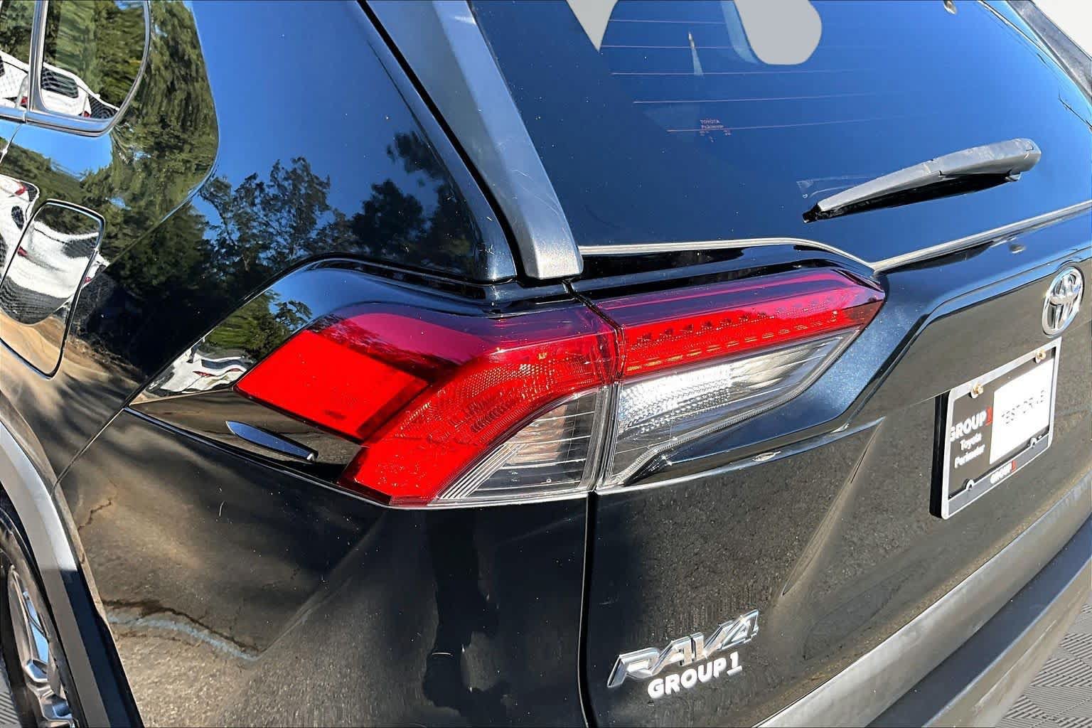 Certified 2022 Toyota RAV4 XLE FWD image 29