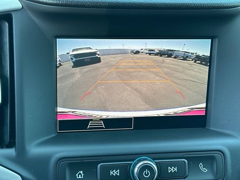 Used 2024 GMC Terrain SLE AWD/4WD image 24