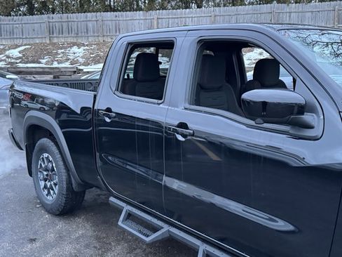 New 2026 Nissan Frontier PRO-4X w/ Pro-4x Convenience Package image 3
