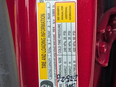 Used 2019 Chevrolet Equinox LT image 8