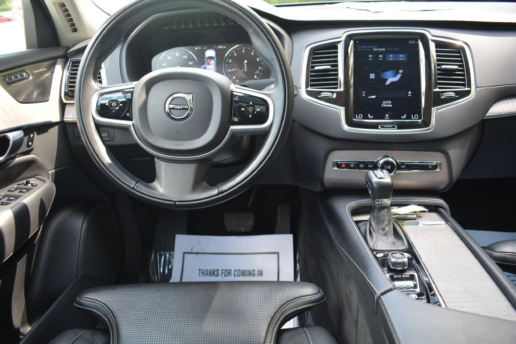 Used 2021 Volvo XC90 T6 Inscription w/ Climate Package AWD/4WD image 3