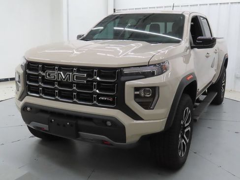 Used 2026 GMC Canyon AT4 w/ Nightfall Essentials Package AWD/4WD image 7
