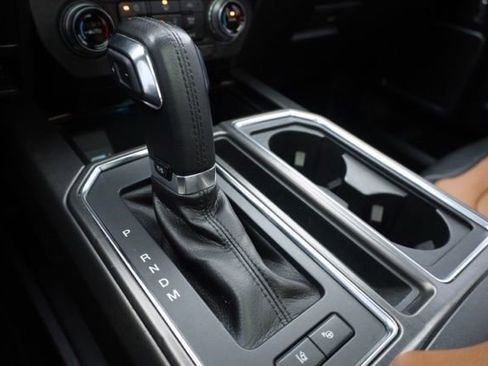 Used 2017 Ford F150 Limited w/ Trailer Tow Package image 31