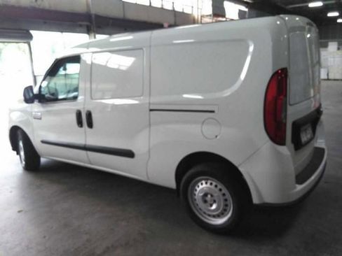 Used 2022 RAM ProMaster City Tradesman FWD image 2